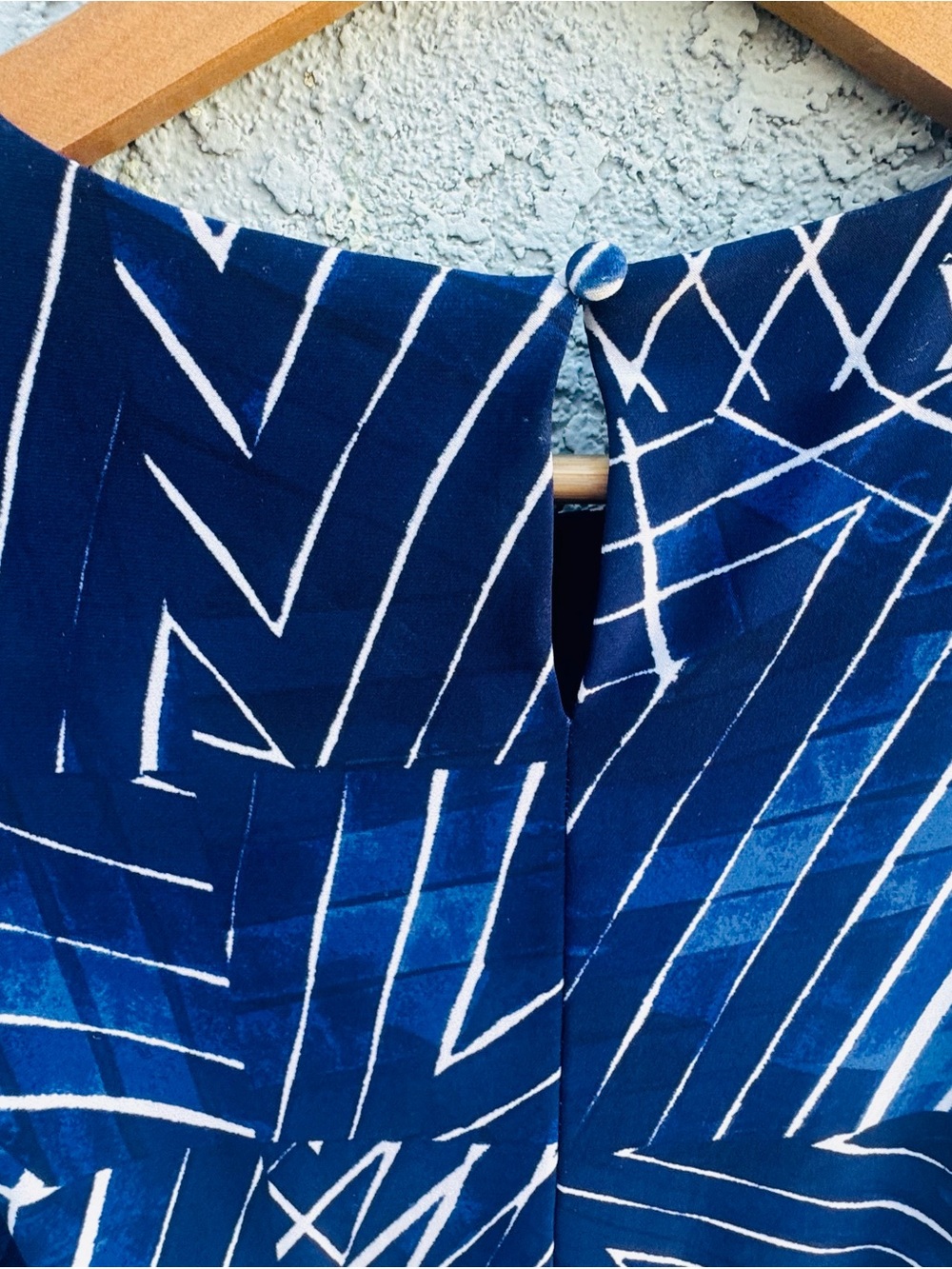 Lauren Ralph Lauren Navy Geometric Print Midi Dress with Belt - Size 10 - Picture 13 of 16